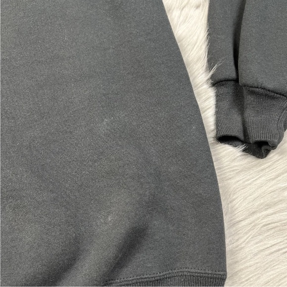 Vintage Russell Made In The USA Black Crewneck Sweater - Picture 5 of 12